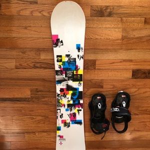 2008 Burton Troop Women’s Snowboard with Burton Lexa bindings
